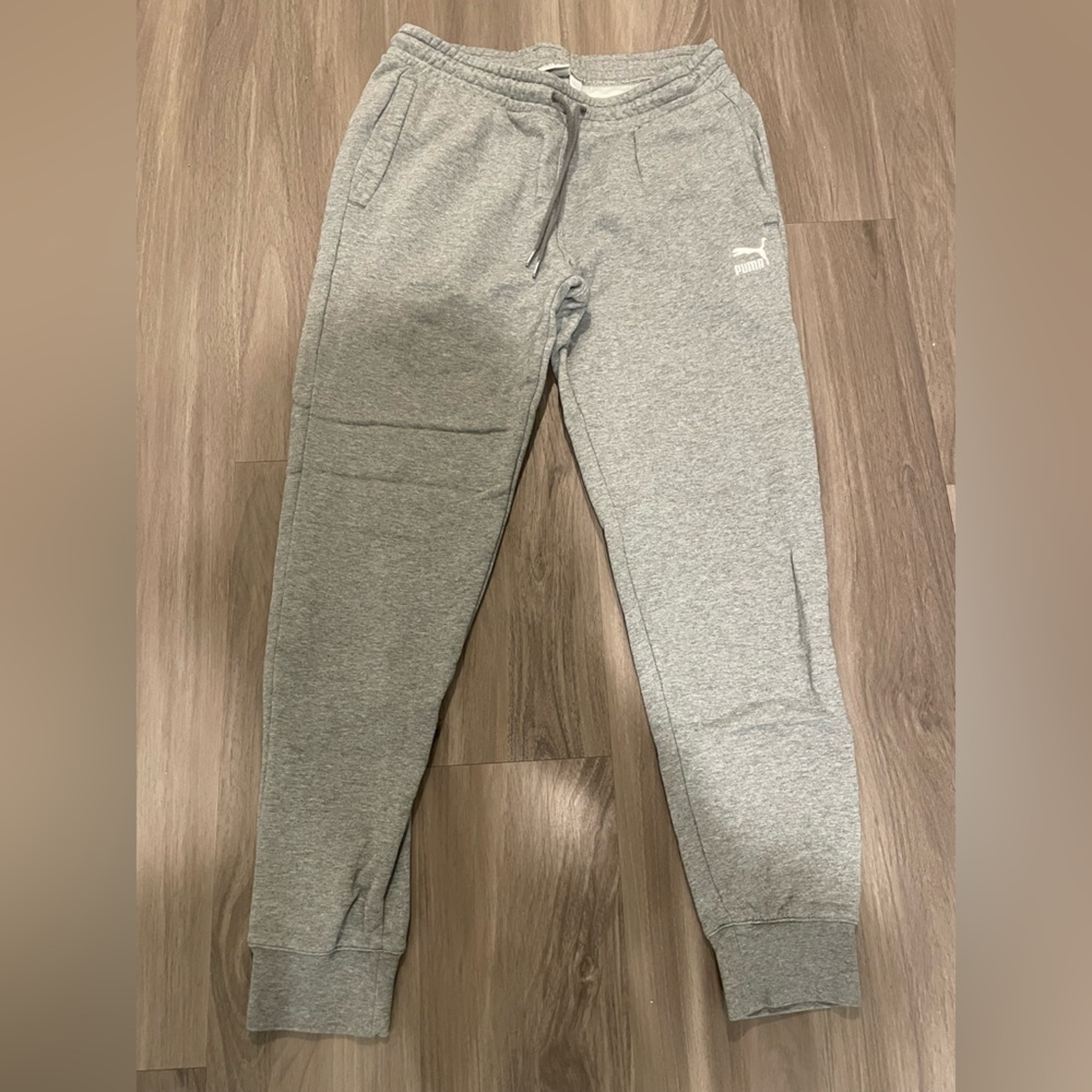 Men’s PUMA Joggers/Sweatpants — Heather Gray — Size L